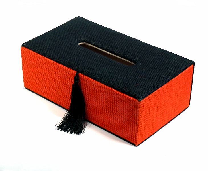 Boîte à mouchoirs décorative recouverte de tissus de fabrication artisanale  marocaine de couleur orange et noir