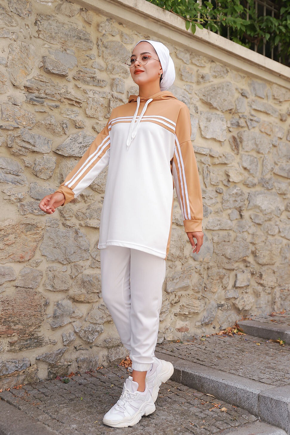 Femme Vêtements Articles de sport et dentraînement Sweats Sweat à découpes aux épaules Coton IRO en coloris Blanc 