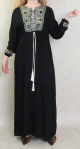 Robe femme moderne brodee avec un lien a la taille (Plusieurs couleurs disponibles)